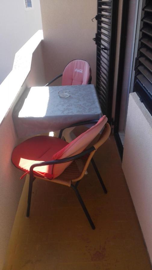 Apartment Tariba Supetarska Draga Ruang foto