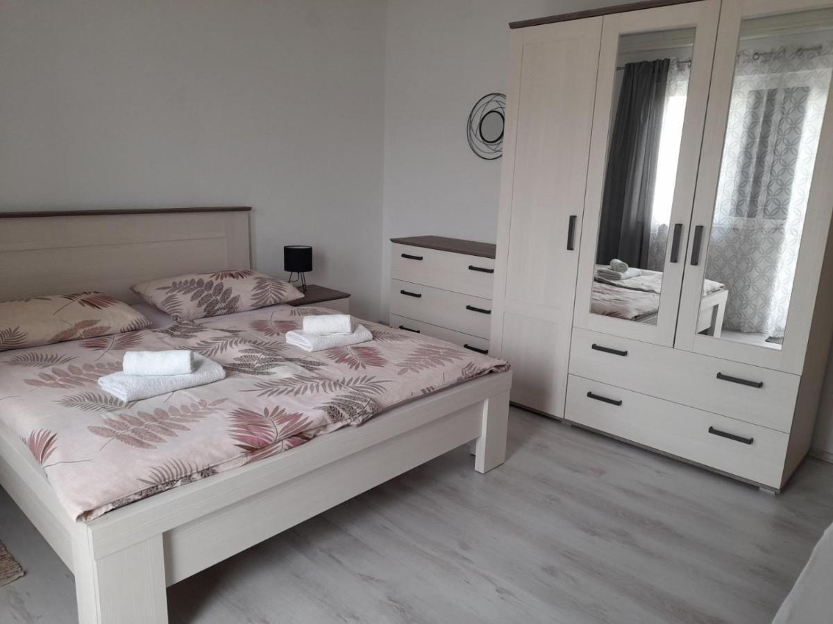 Apartment Tariba Supetarska Draga Bagian luar foto