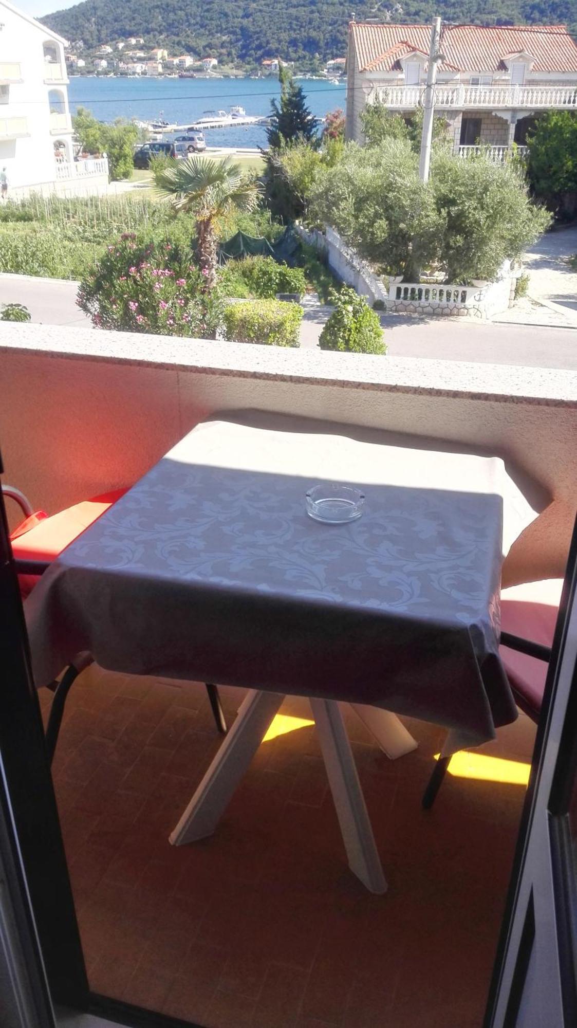 Apartment Tariba Supetarska Draga Ruang foto