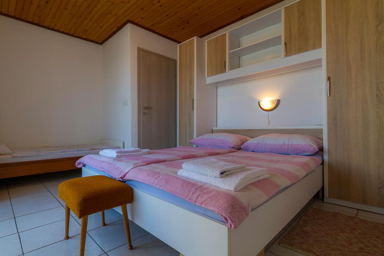 Apartment Tariba Supetarska Draga Bagian luar foto