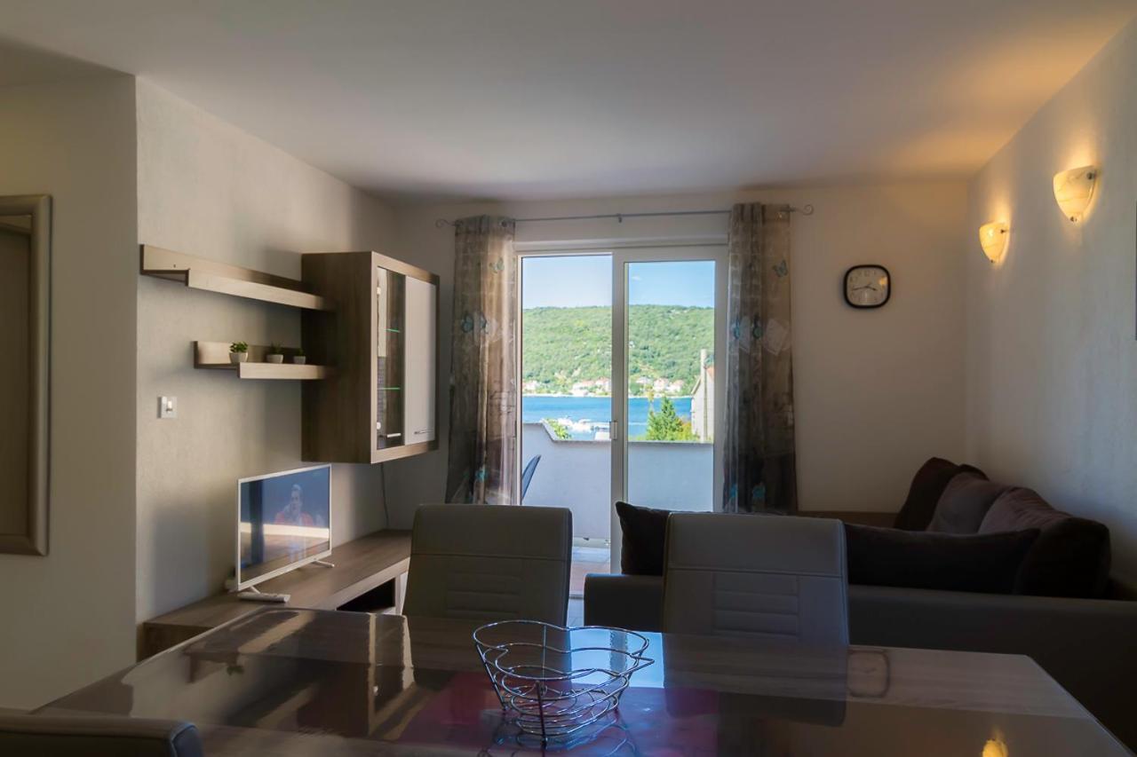 Apartment Tariba Supetarska Draga Bagian luar foto