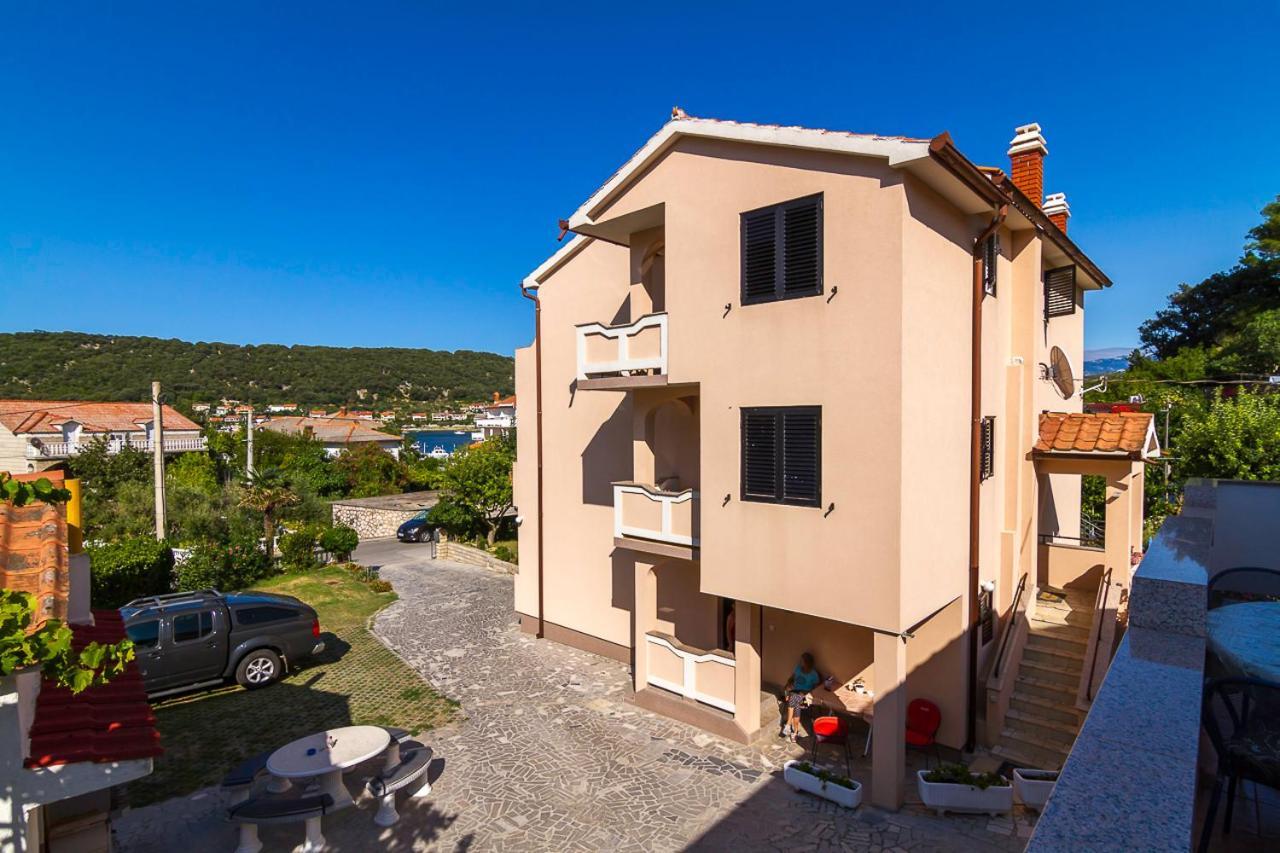 Apartment Tariba Supetarska Draga Bagian luar foto